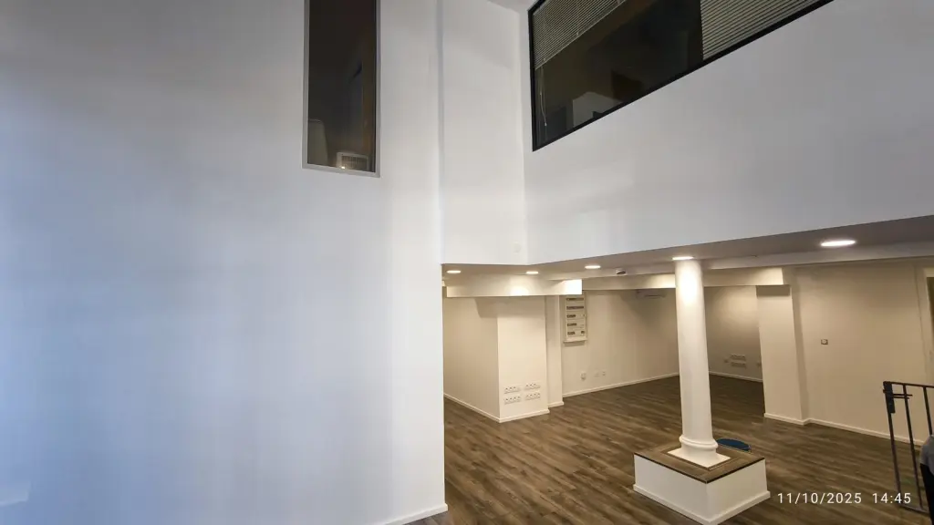 Mezzanine poteau